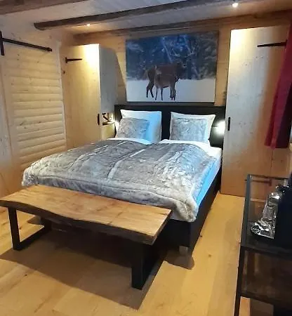 Lodge Alpen