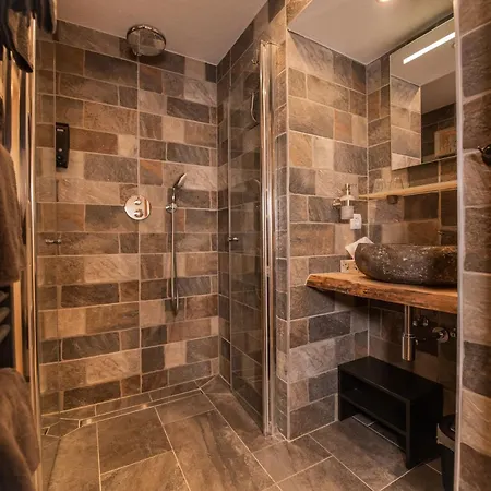 بيت خشبي Alpen بيروانغ