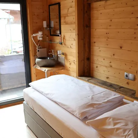 Alpen بيت خشبي *