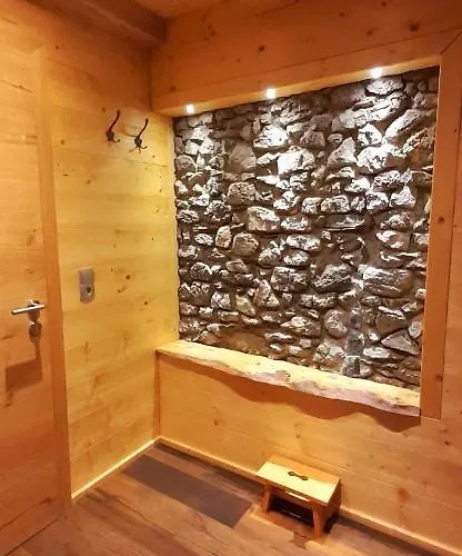 Alpen Lodge *