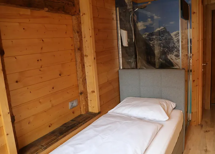 Деревянный коттедж Alpen